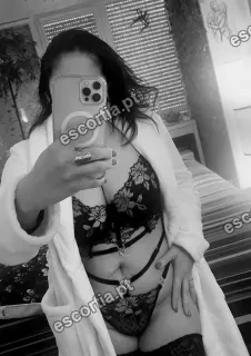 Beatriz photo 9
