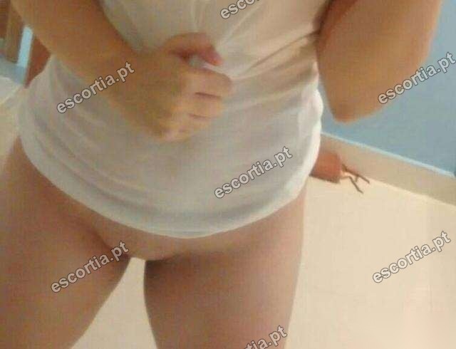 Beatriz photo 3