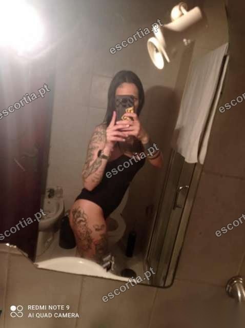 Yasmin escort Porto