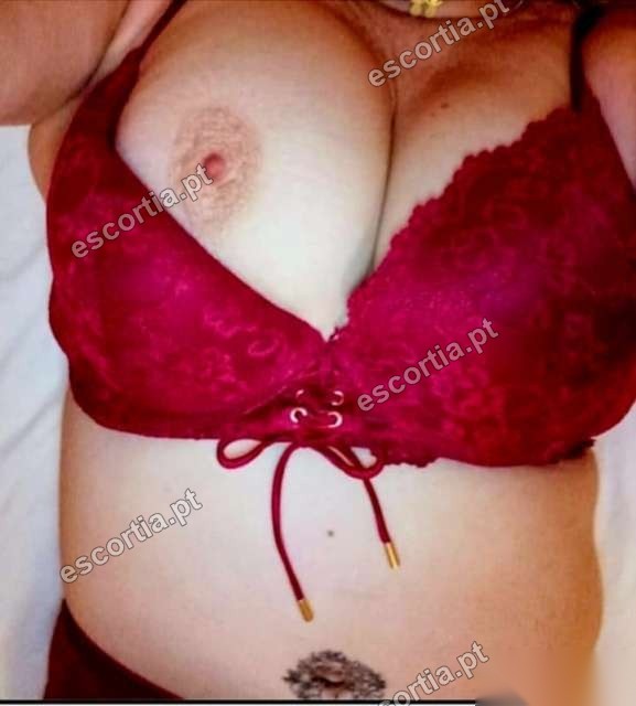 Carla photo 5