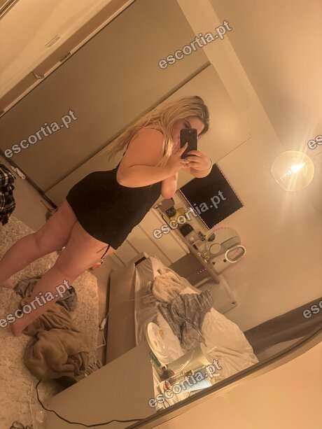 Júlia escort Leiria