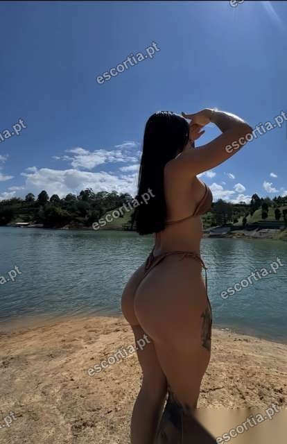 Letícia photo 2