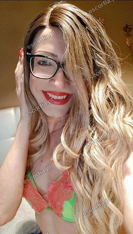 Tânia photo 6