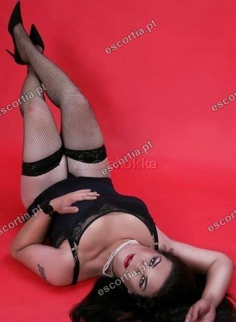 Isabel photo 5