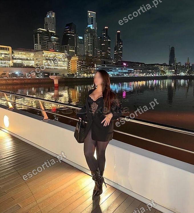Luana photo 6