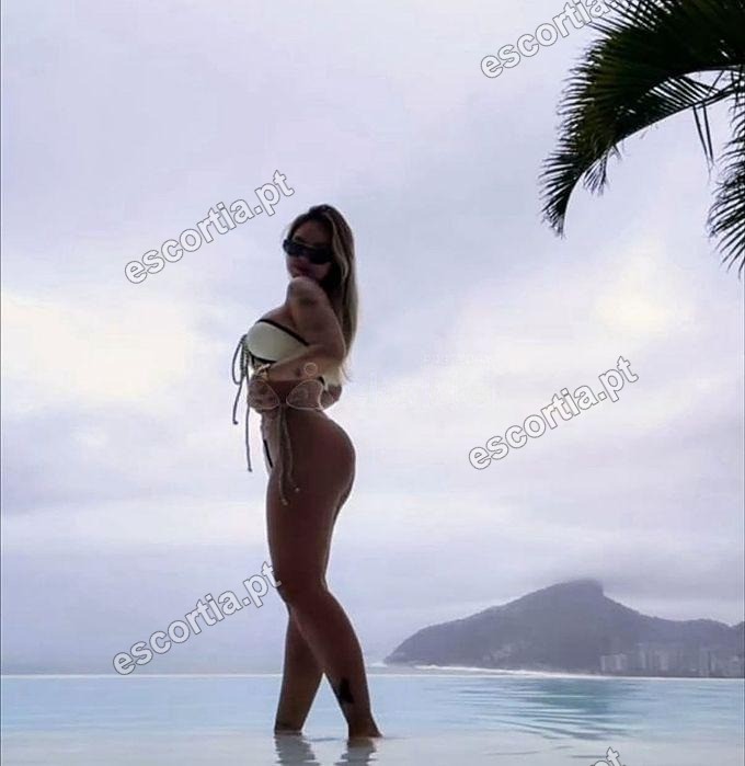 Luana photo 7