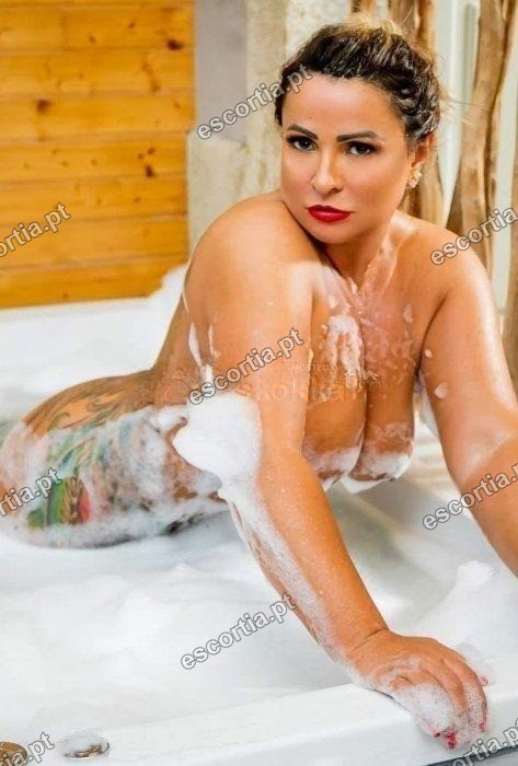 Lara photo 2