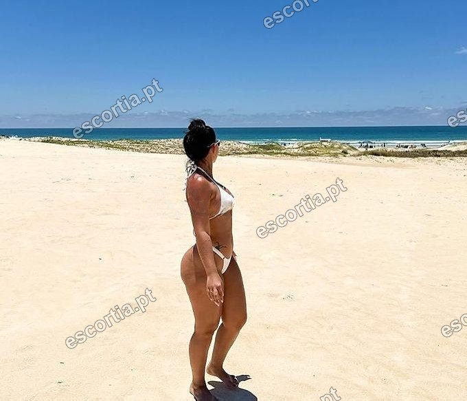 Carla photo 4