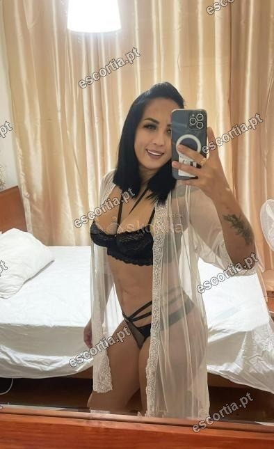 Sara photo 2