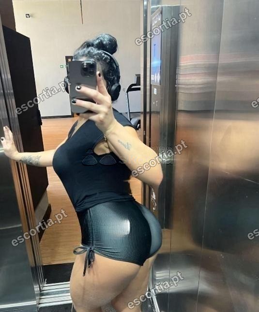 Débora photo 3